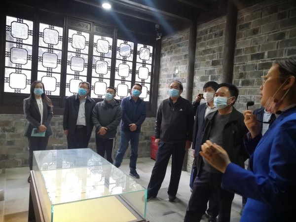 区政协开展文物保护利用专题视察调研活动图片1.jpg