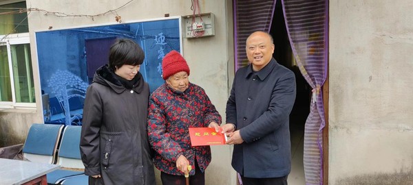 惠敬光开展春节前送温暖和慰问活动.png