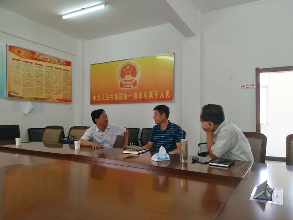 区政协副主席李道忠深入乡镇指导民主协商工作.jpg